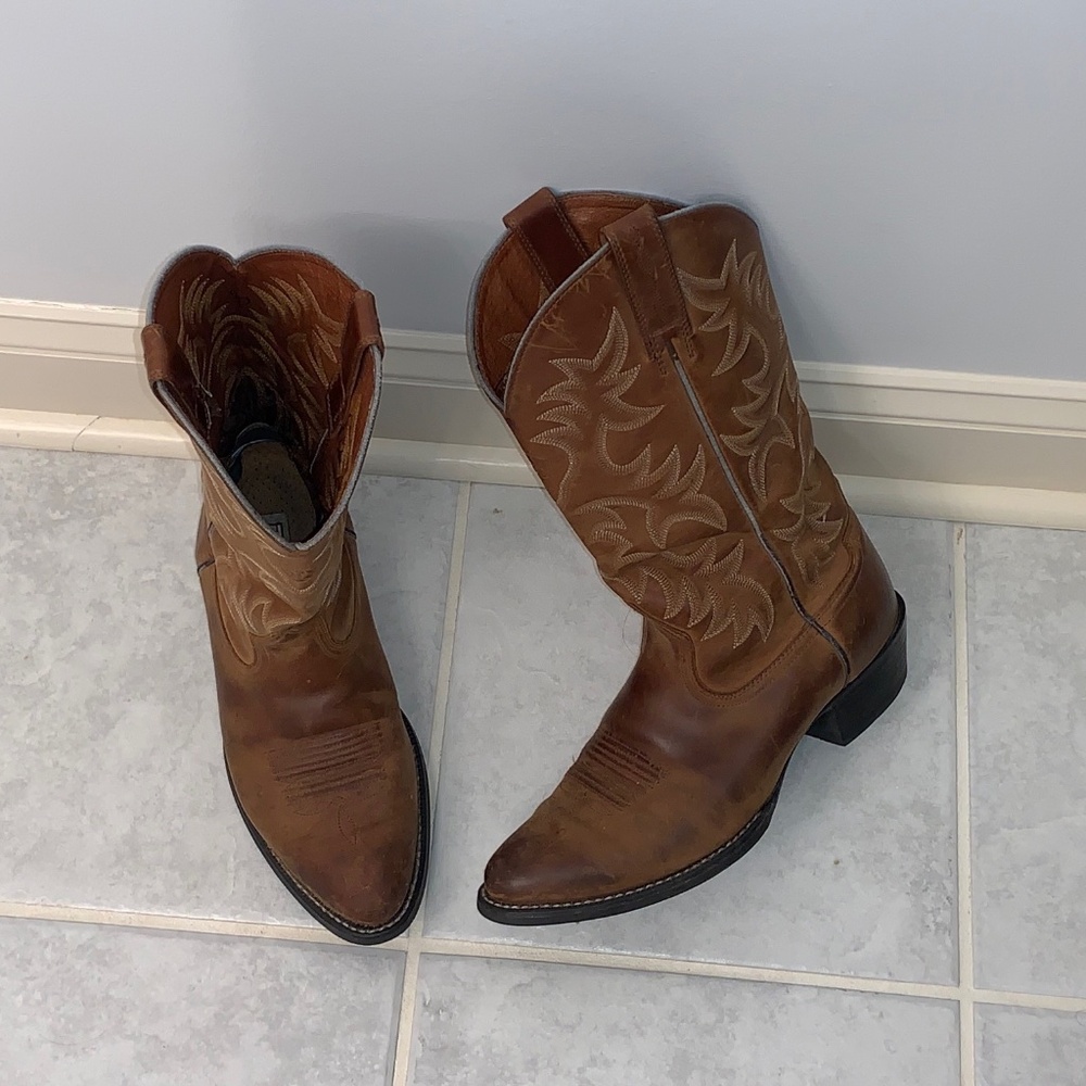 Ariat Cowboy Western Heritage Men's 9D Boots Almond Round Toe Brown Tan 9 EU 42